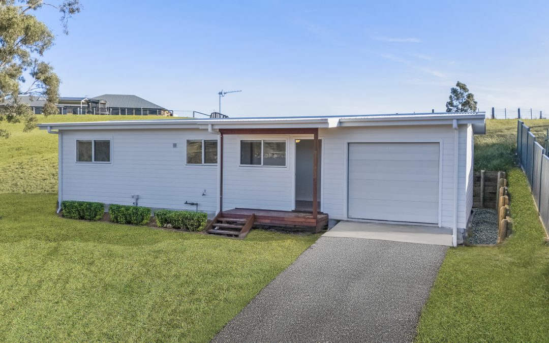 Granny Flat with Garage in Muswellbrook